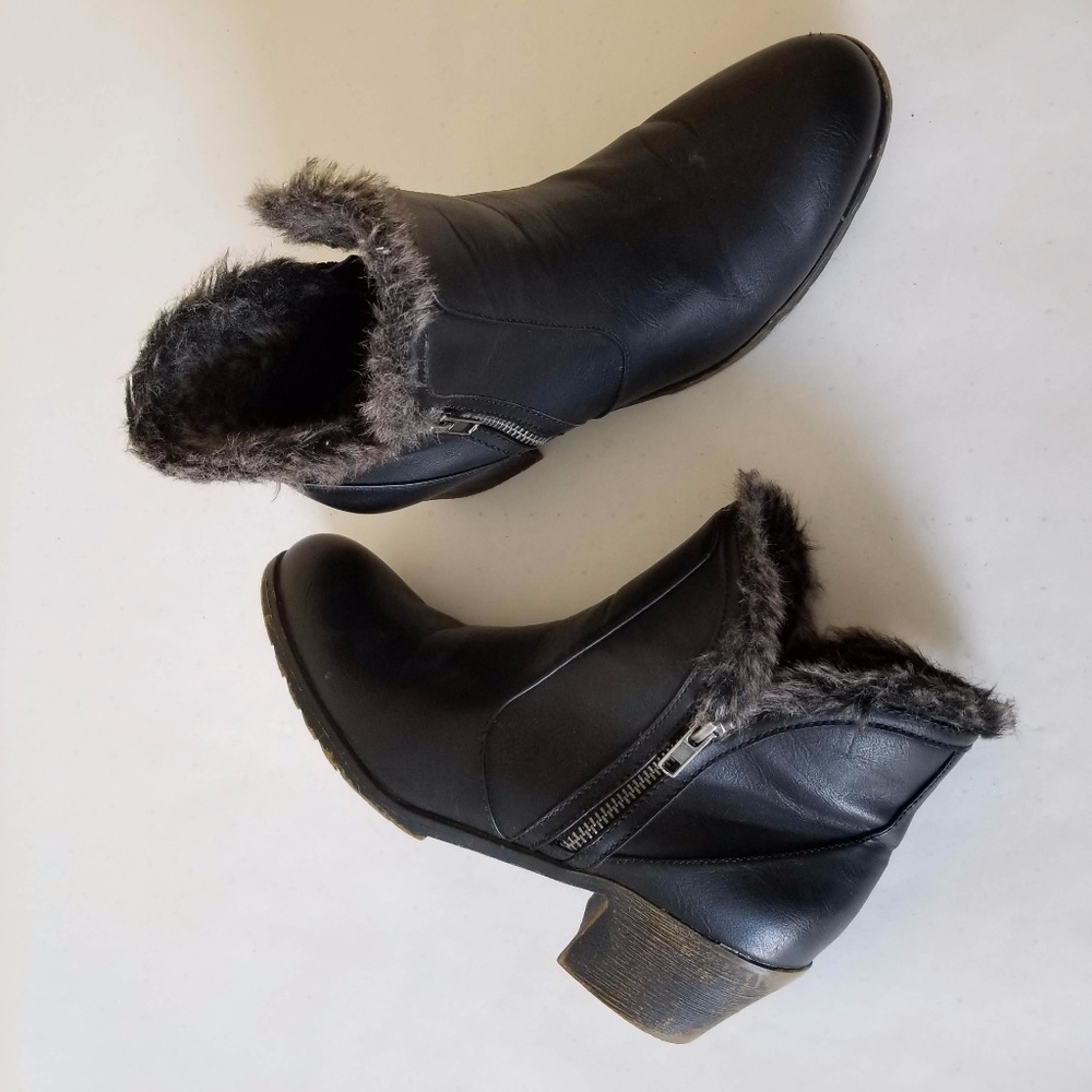 London Fog Women Black Ankle Boots Shoes